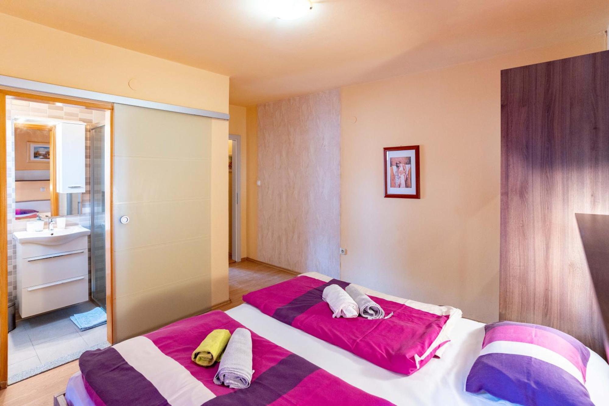 Guesthouse Mira ราบ ห้อง รูปภาพ